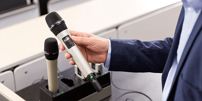 SpeechLine DW: Mastering Wireless Audio Performance 